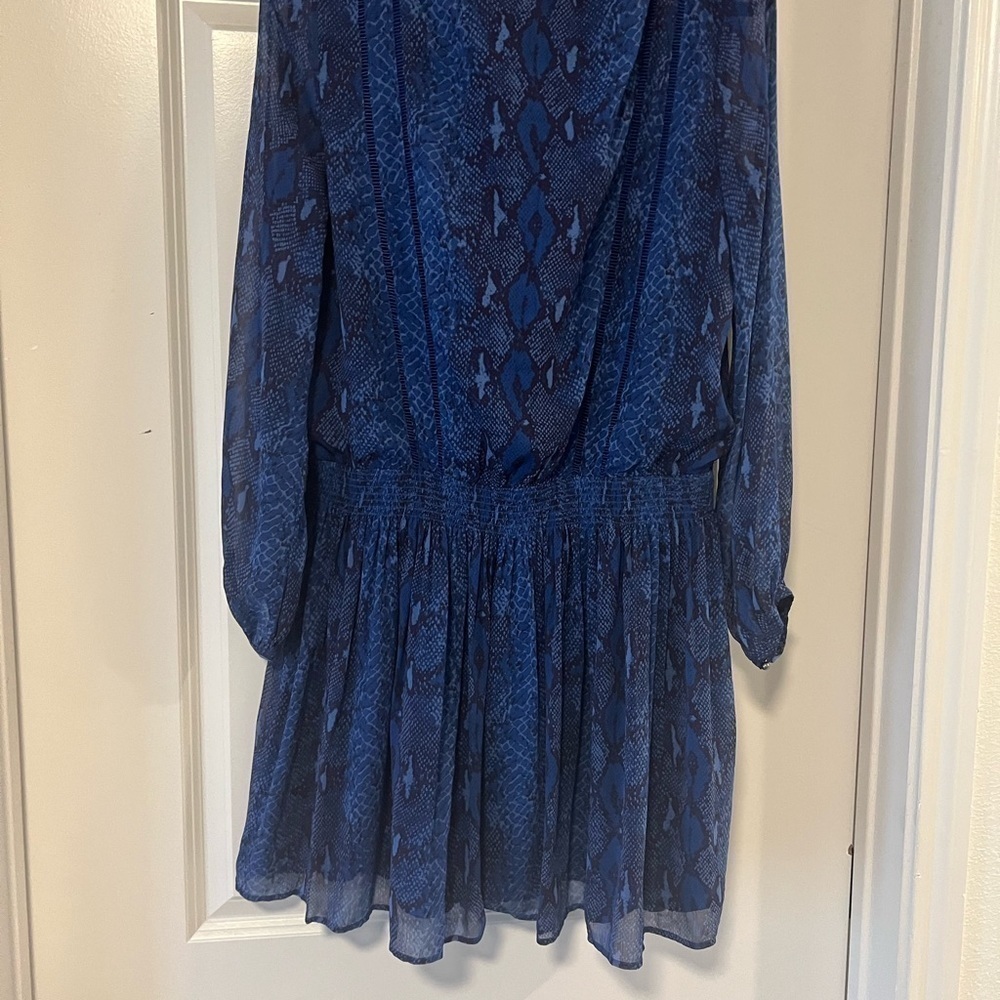 Banana Republic snake print smocked drop waist tassel tie neck mini dress - Picture 5 of 5